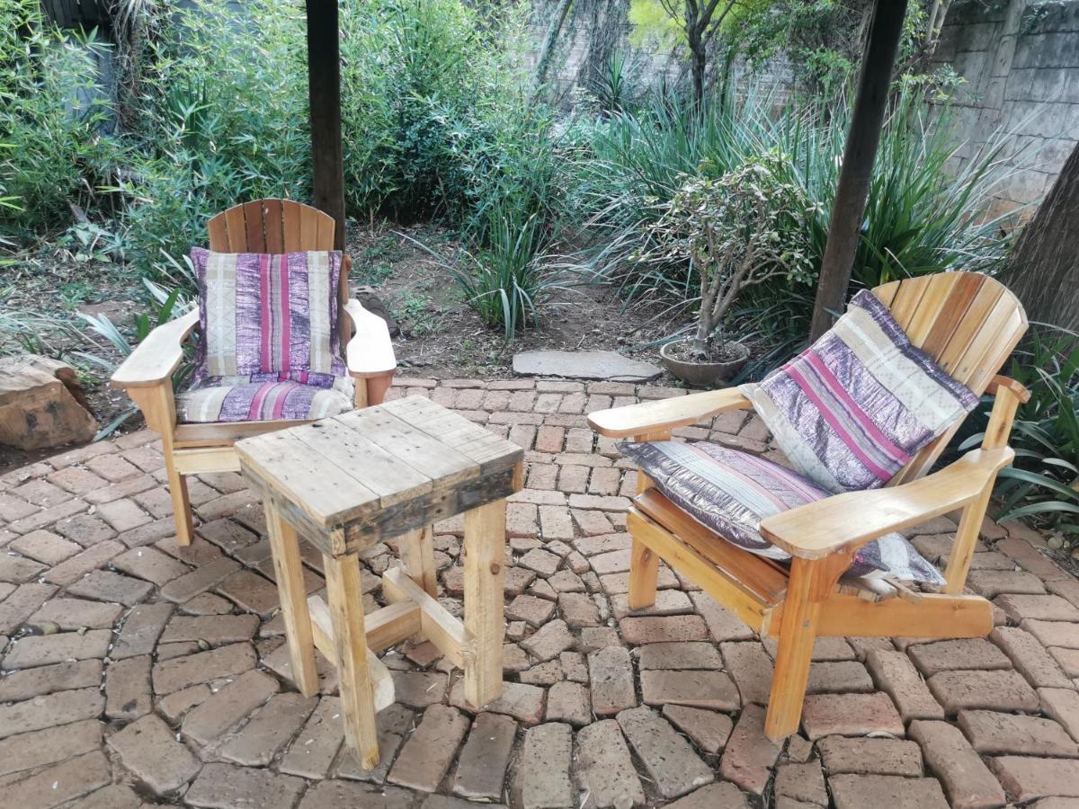 Sun Deck Lodge ฮาร์ทบีสบูร์ท ภายนอก รูปภาพ
