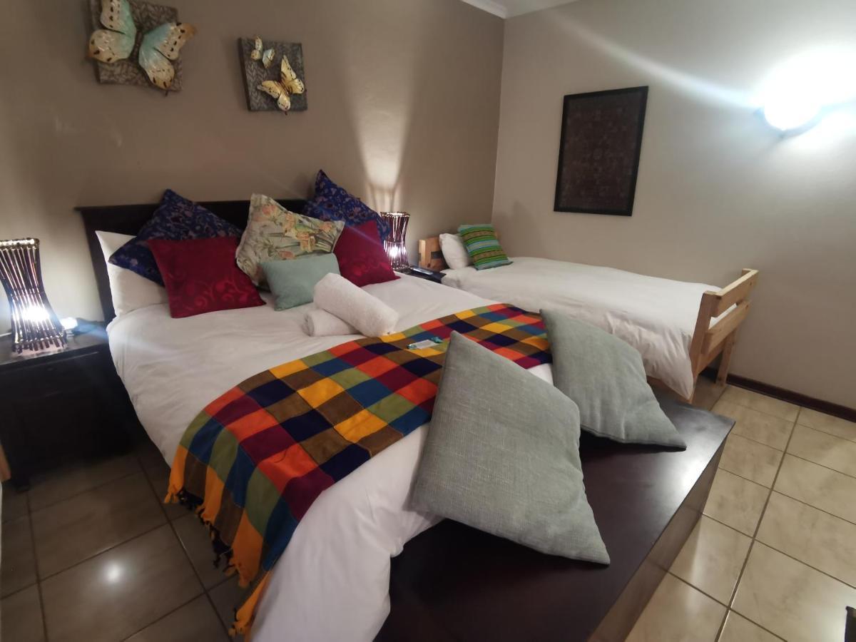 Sun Deck Lodge ฮาร์ทบีสบูร์ท ภายนอก รูปภาพ
