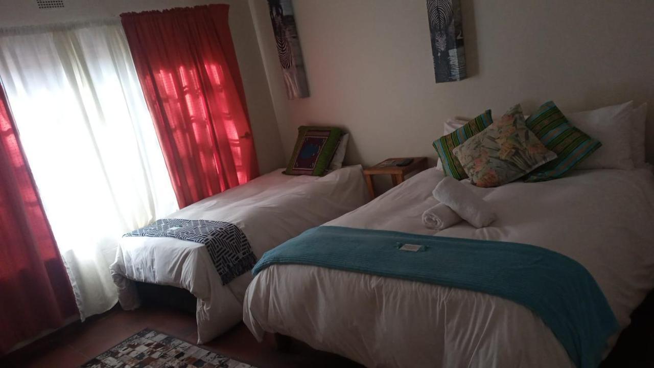 Sun Deck Lodge ฮาร์ทบีสบูร์ท ภายนอก รูปภาพ
